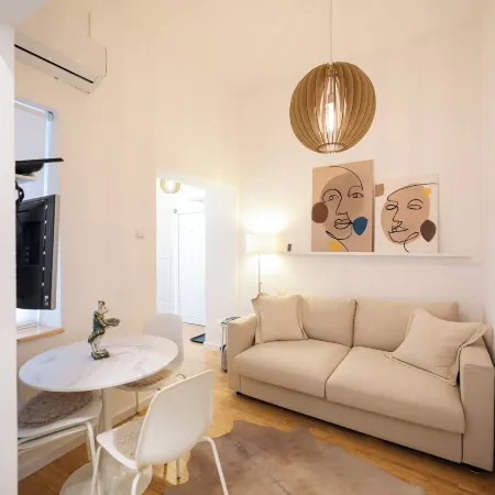 Iadra Apartment in City Center