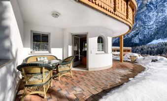 Haus Alvier - 3-zimmer Fewo Rothorn mit Terrasse