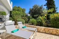 Casa Ella - 98 Areias dos Moinhos Hotels near Praia do Carvalho