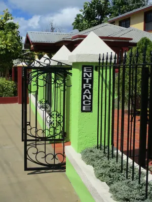 Harlem B & B - 2-Star