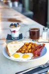 Elevation Hotel & Spa - Breakfast