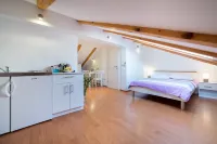 Rooms Raič Hotel di Rozat