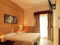 Al Maniero Hotels in Ponte di Legno