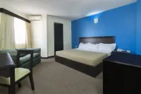 CHN Hotel Monterrey Santa Fe - Bãi đậu xe