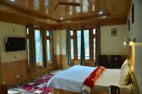 Limbo cafe & Rooms