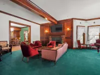 Luxary Castle & SPA near Skiing Resort Hotels in Wrightwood