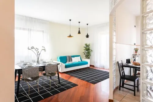 Santa Chiara Apartment by Myhomeincomo - Huoneistot