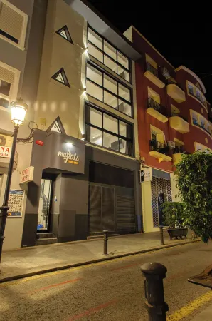 Myflats Premier Suites Отели в г. L'Alacanti