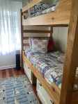 Great Narragansett Location! Classic Beach Cottage.  Short Walk to Kelly Beach.