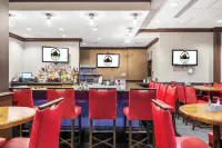Thousand Hills Resort Hotel - bars