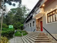 Pousada Vista do Lago - Hostel Hotels near Serra Park
