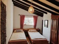 Exclusive granite villa DIRECTLY on the beach, sea and mountain panorama, pool