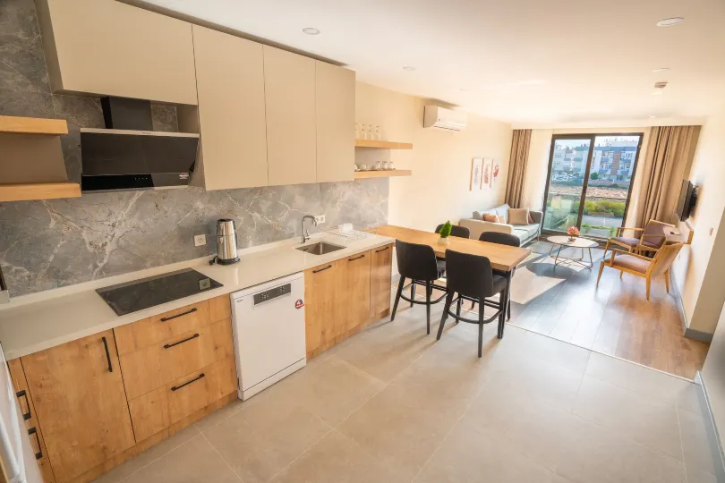 Letstay Marine Homes