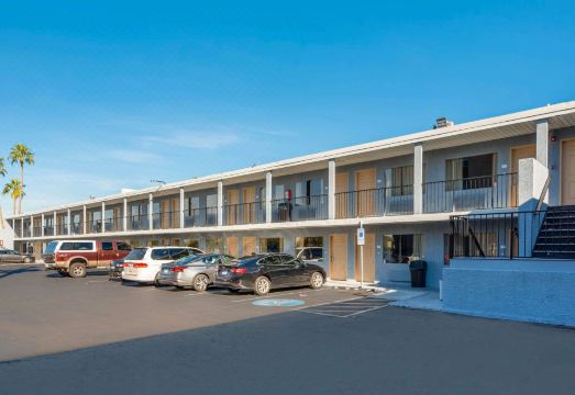 6. 이코노 로지 피..