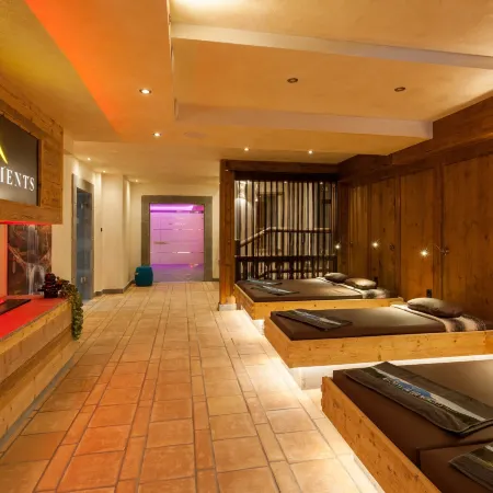 For Moments Apartments & Spa