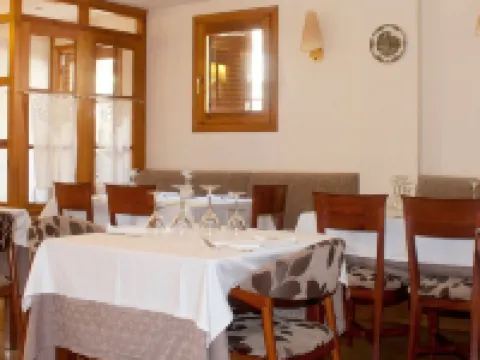 Restaurante Hotel Badain Hotels in Sobrarbe