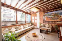 Airport Himalaya Boutique Hotel