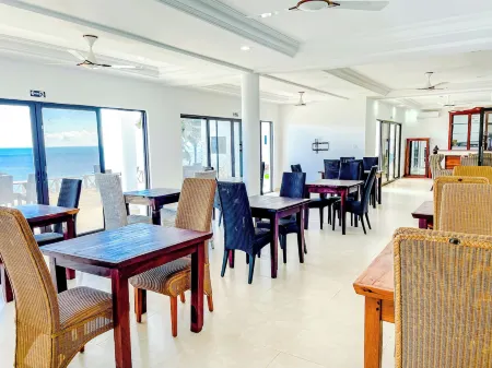 Majula Boutique Hotel Отели в г. Bakau