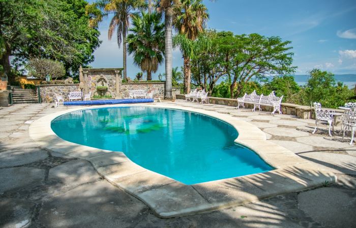 ANANA Rancho San Rafael | Pool and Lake Views