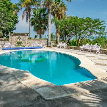 ANANA Rancho San Rafael | Pool and Lake Views