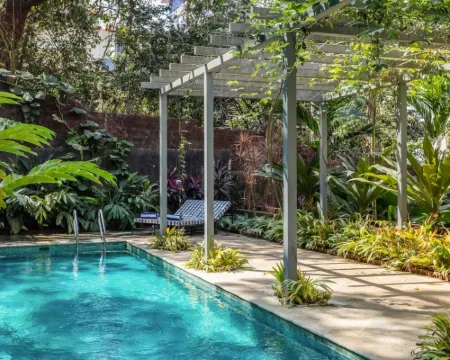 Stylish 2BR w Pool Near Candolim and Coco Beach Hotels in Nerul