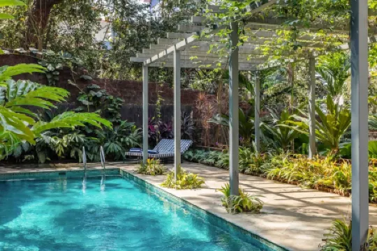 Stylish 2BR w Pool Near Candolim and Coco Beach