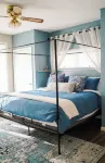 Eclectic 3-BR Lower w King Bed & Pack-n-Play & Fire Pit near Lake MI