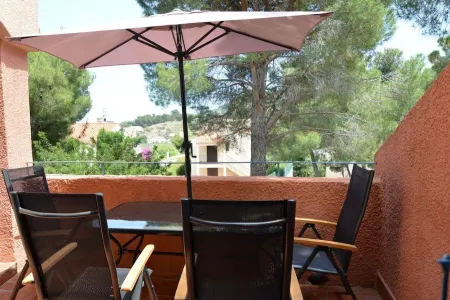 Maison sur les hauteurs de Collioure, avec vue panoramique Отели в г. Коллиур