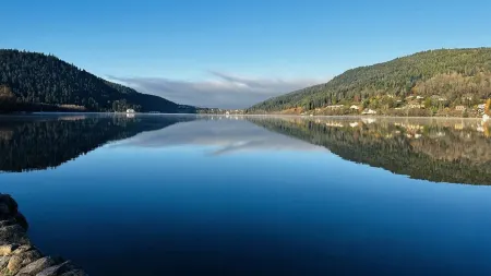 Charmant F2 Dans Chalet Avec une Terrasse vue lac