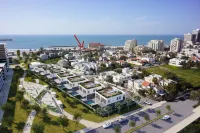 Luxury Ocean Villa with Heated Pool