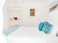 Beach Front Honeymoon Hotels in Savaneta