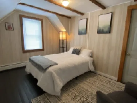 The Guides House • Cozy Main St Stay with Porch Views Hotels in Webb