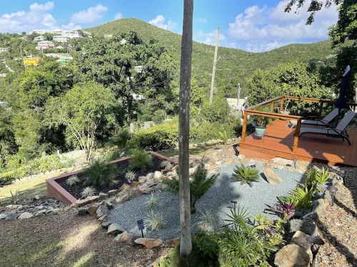 Takin' it Breezy - New Private 1 Bedroom Apartment