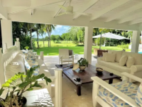 The gorgeous Villa Giraldez with a spectacular view over the Golf course