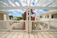 Secluded Retreat, Unbelievable Ocean View, Beach Front Hotels in Wheeland Settlement