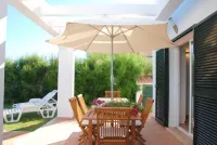 El Charrito. House  with garden and pool overlooking the sea