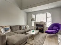 Modern and Cozy 2bed/2bath Ski In-Ski Out in Quiet Upper Village