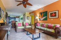 BEST LOCATION! Tropical 3 Bedroom Condo in Tamarindo