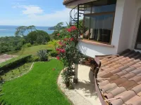Fabulous Ocean View, Walking Distance to the Beach
