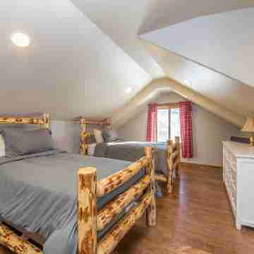 August Specials Available! Plan Your Big Sky and Yellowstone Adventure! Rooms