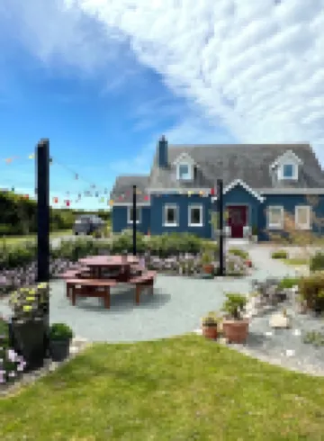 Thistledown Lodge Hotels in 
