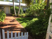 2Bdrm/1Bath Waterfront. Wilton Manors. Private Pool, Parking