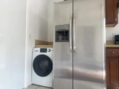 An elegant, fully furnished guest house for 2-4 guest in San Diego