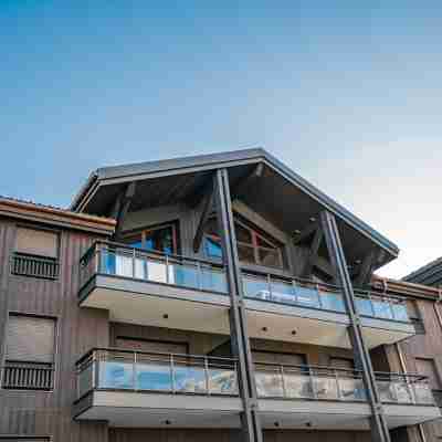 Appartement Neuf à 2 min à Pieds des Pistes Hotel Exterior