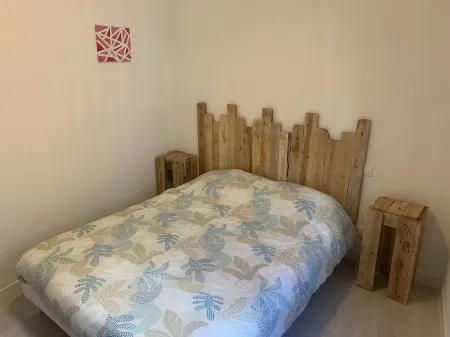 La Perle du Tréport Classified  5 Mins from the Beach Отели в г. Ле Трепор