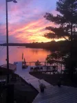 Cozy cabin on shores of Rainy Lake - fantastic fishing!