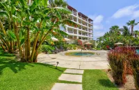 Amazing 2B apartment in Alegranza Luxury Condo, San José del Cabo.
