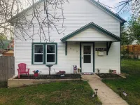 Cozy 2-bedroom house in Cheyenne with AC. Three minutes from Frontier Park. Hôtels à proximité de l'Aéroport Cheyenne International