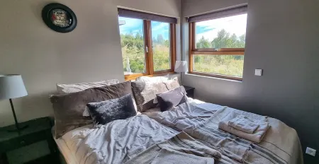 New Luxury Riverfront Scenic View