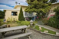 Escape to your seaside retreat on South Whidbey’s Holmes Harbor